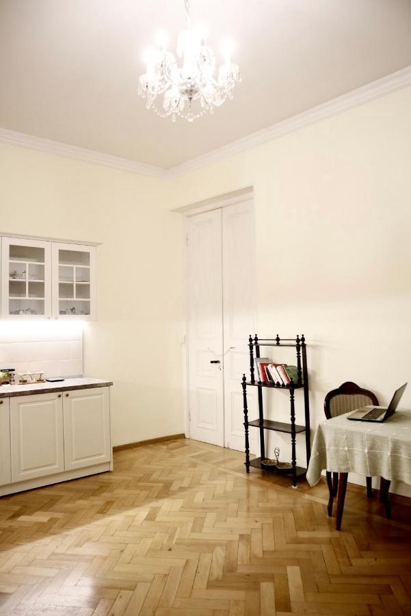 Mariko'S Apartment Tbilisi Luaran gambar