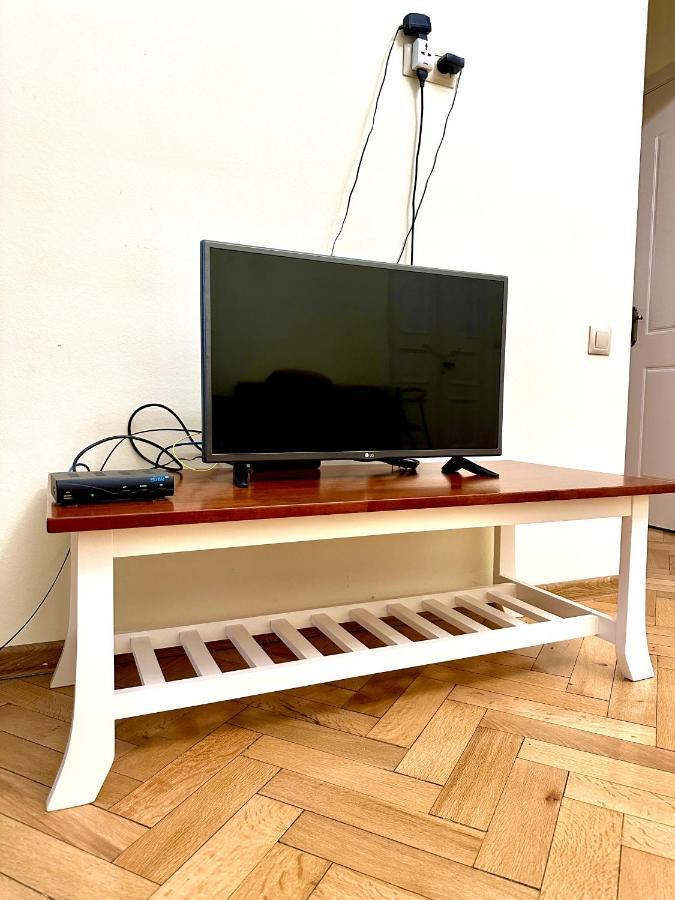 Mariko'S Apartment Tbilisi Luaran gambar